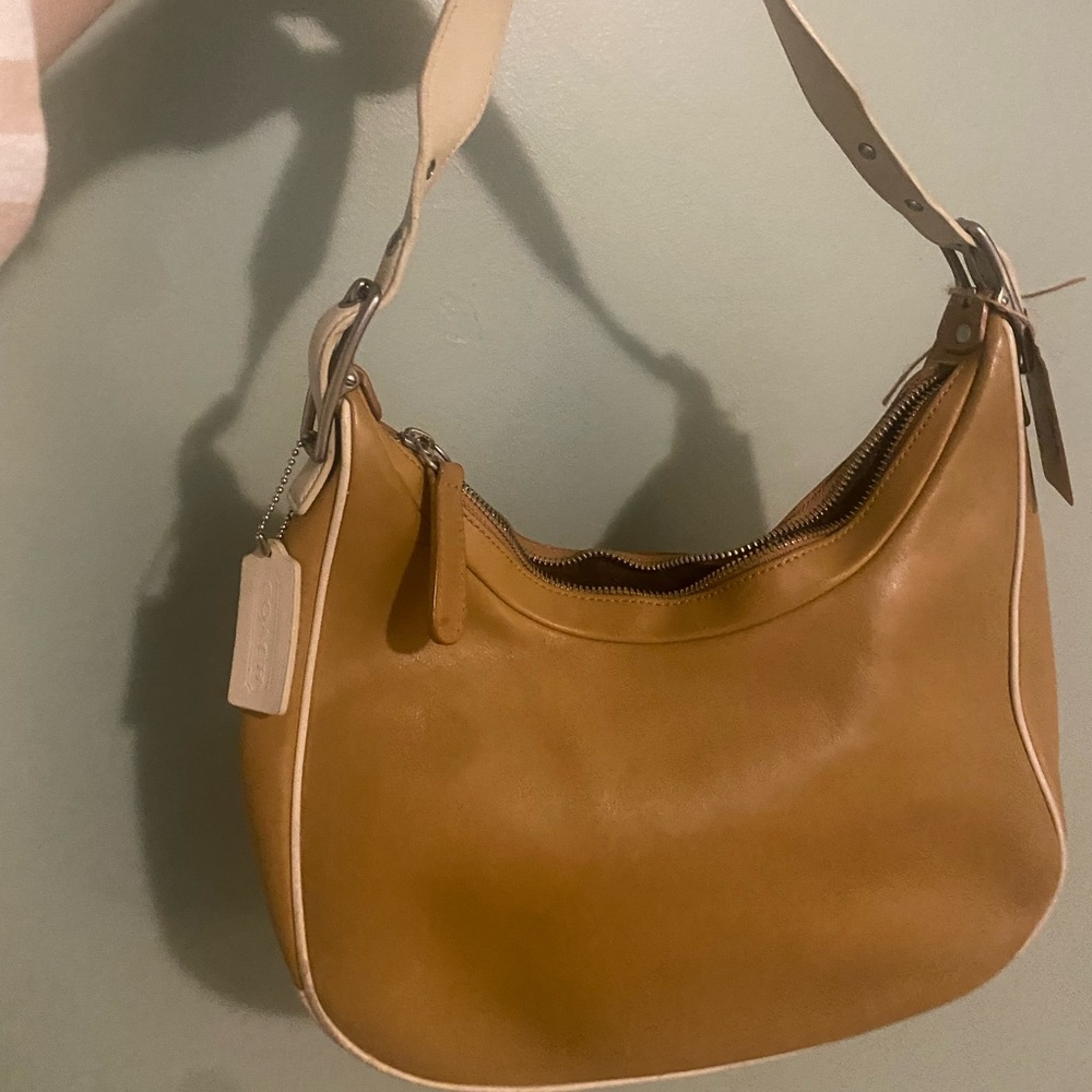 Vintage Coach shoulder bag